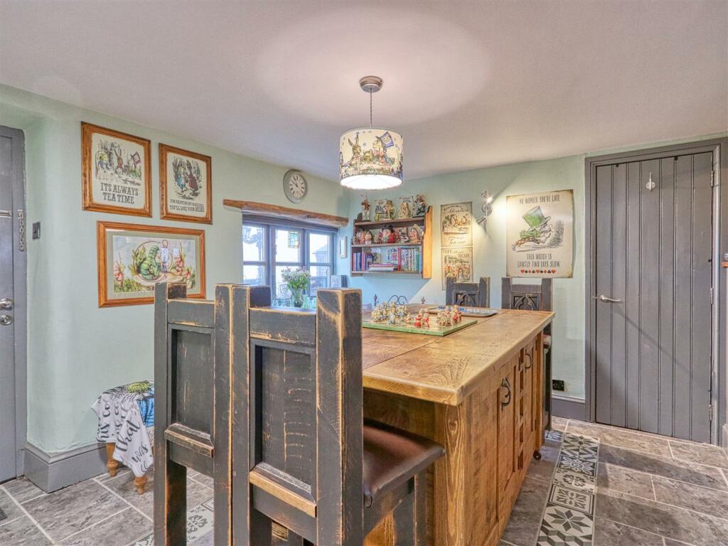 Main Building - Breakfast kitchen