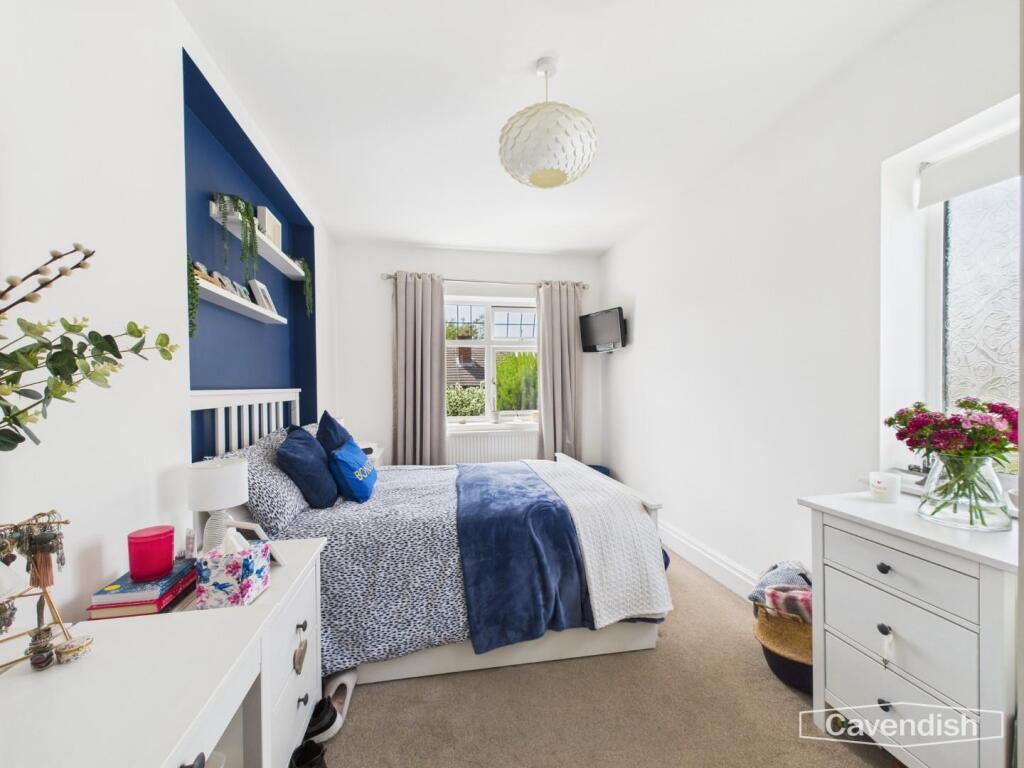 PRINCIPAL BEDROOM