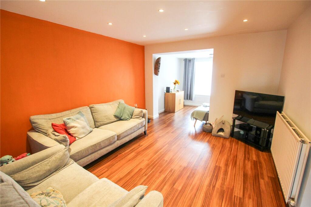 Lounge.