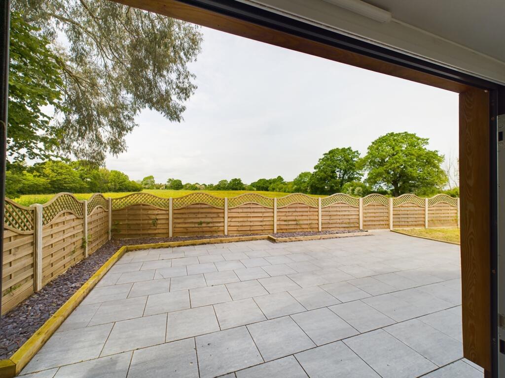 CAM01709G0-PR0020-STILL014