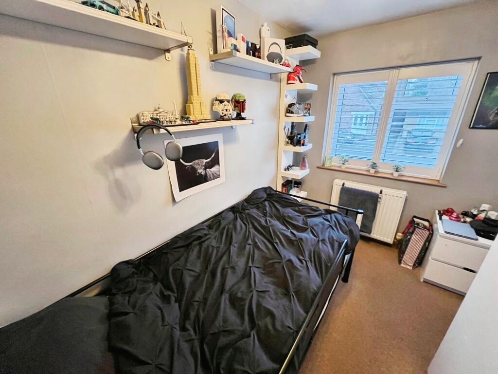 Bed 5/Dressing Room