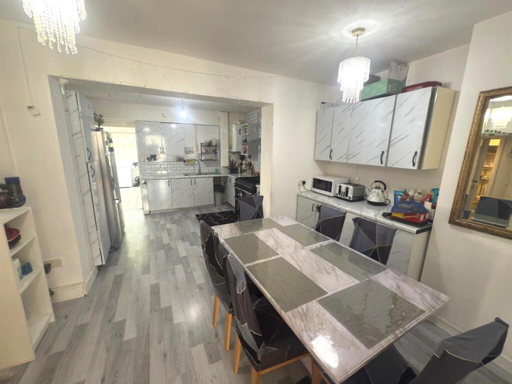 Morley Avenue, Manchester