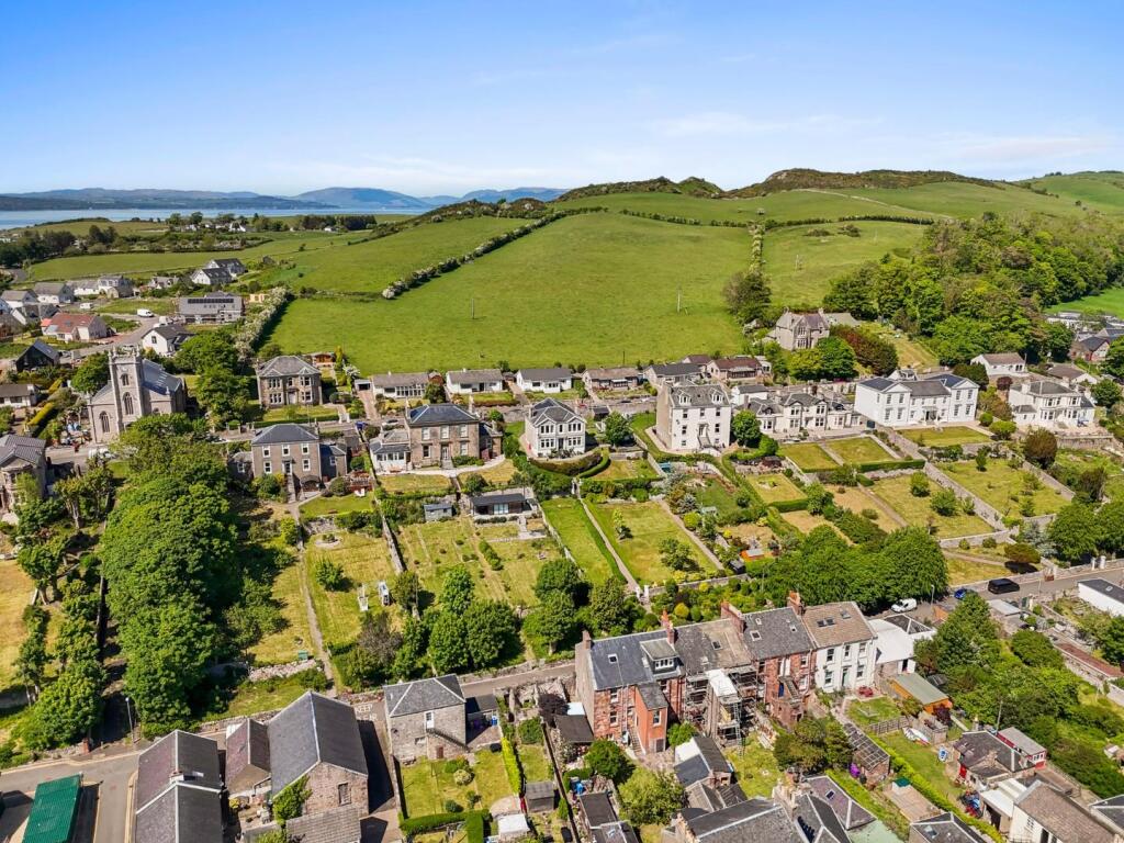 36_16a bute terrace, millport  (35).jpg