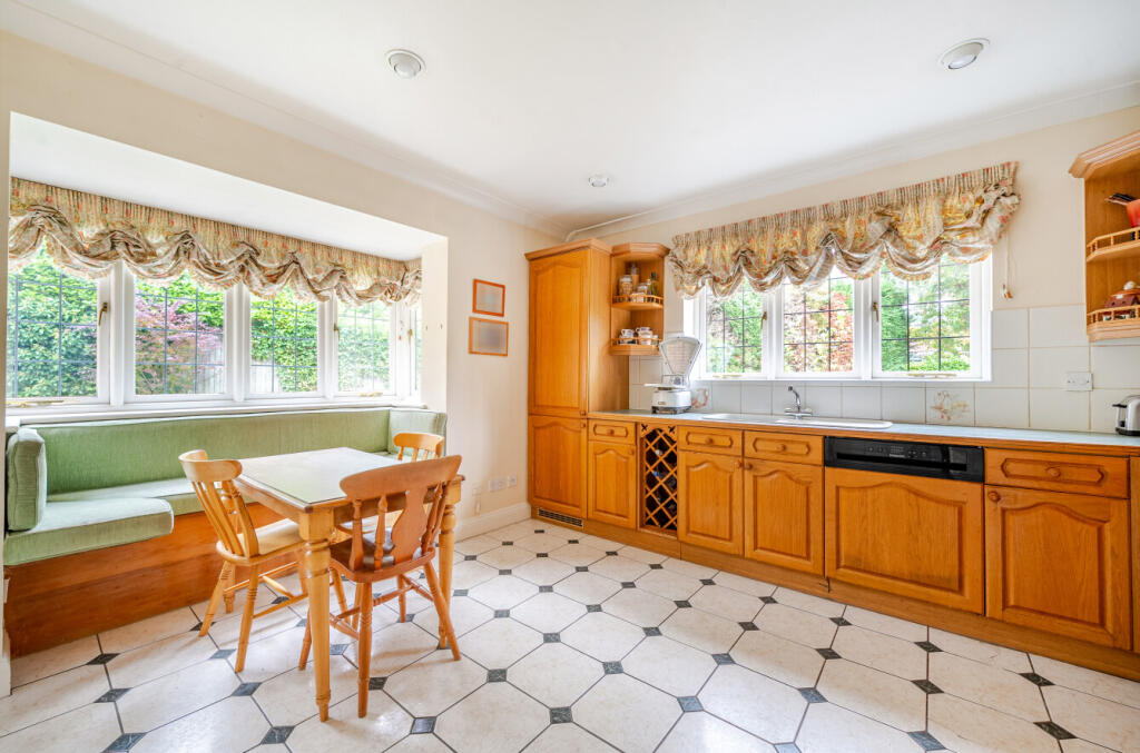 1364930-18-68ee24...