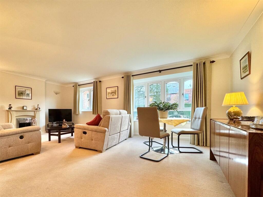 Living Dining Room