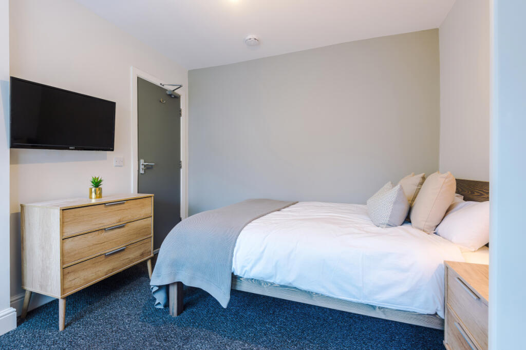 10 Holcombe, Bedroom 10