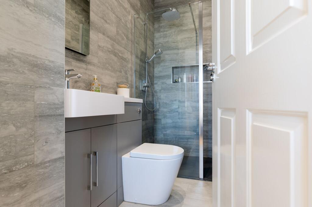 BEDROOMS AND BATHROOMS