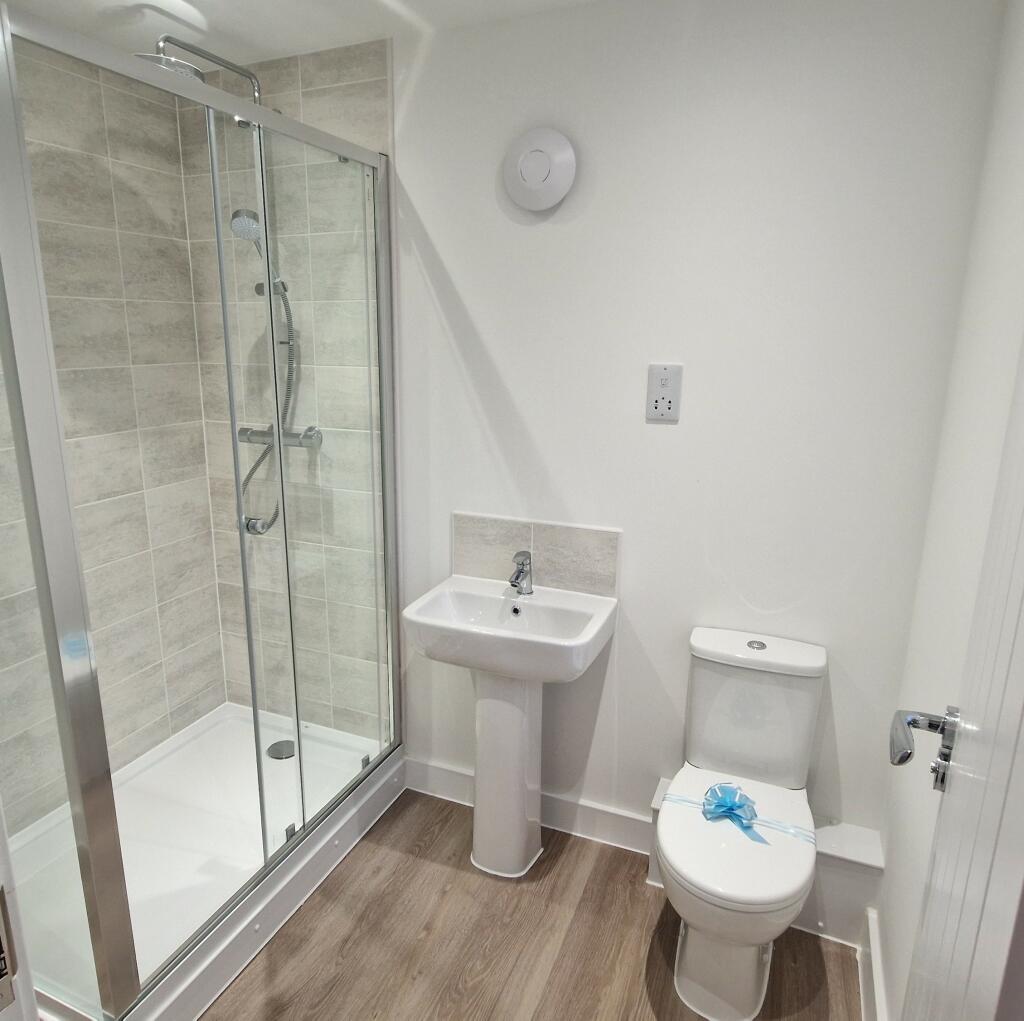 En-suite Bathroom