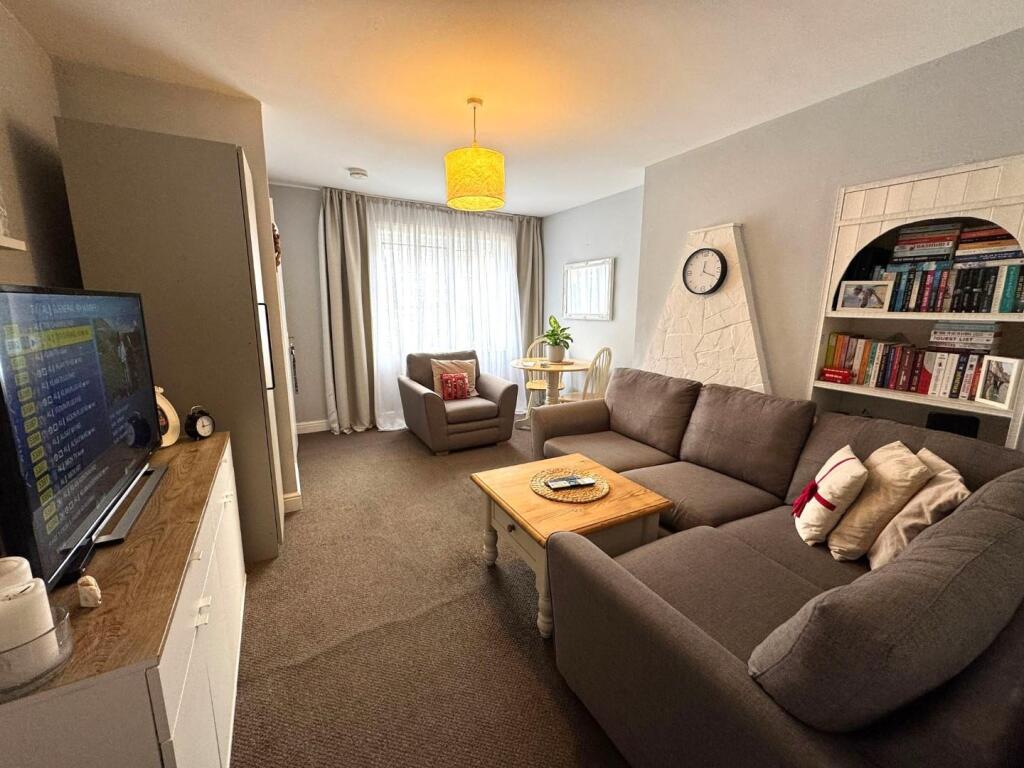 Lounge.1.jpeg