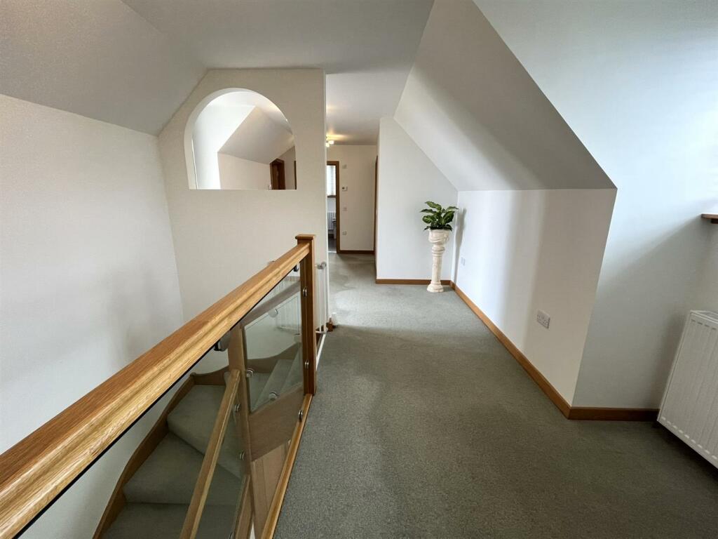 STAIRCASE AND LANDING