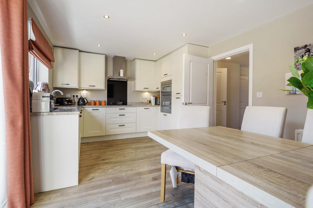 Kitchen/Dining Ro...