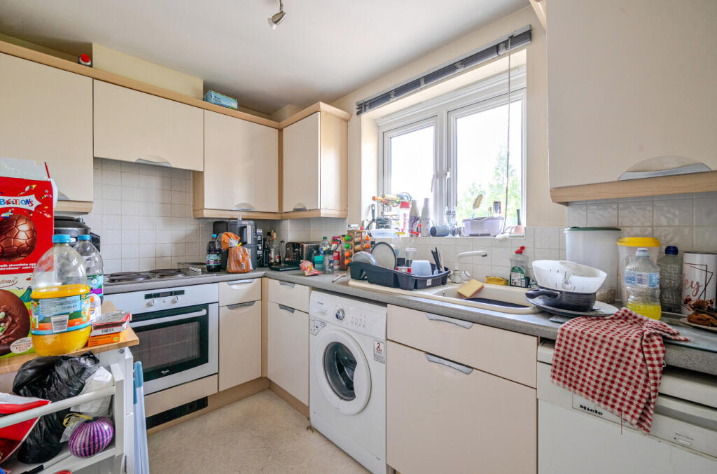 14-681a11c4eb40a-...