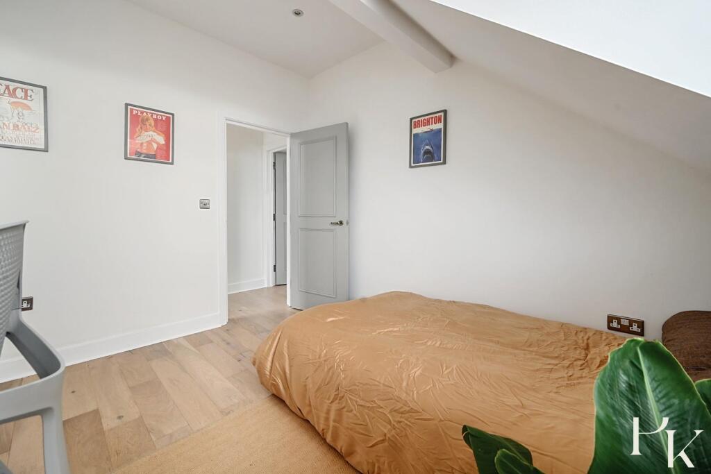 Flt 5, 145 New Church Road (11).jpg