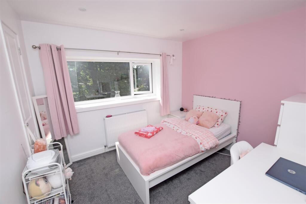 Bedroom 3.jpg