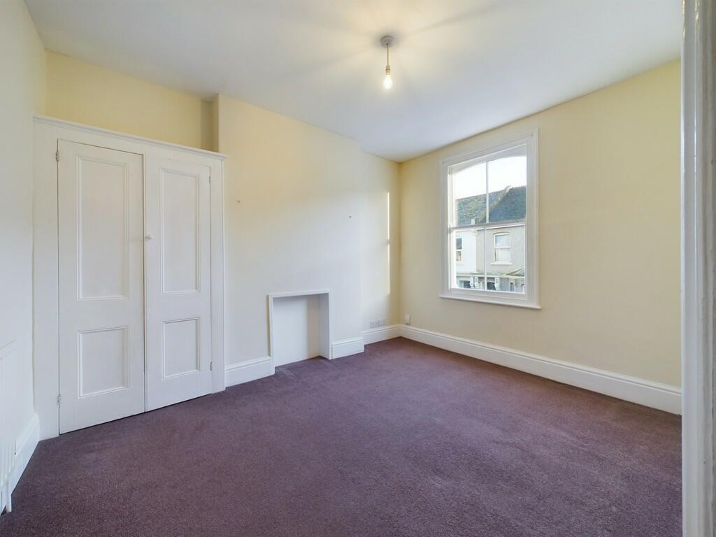 CAM02089G0-PR0381...