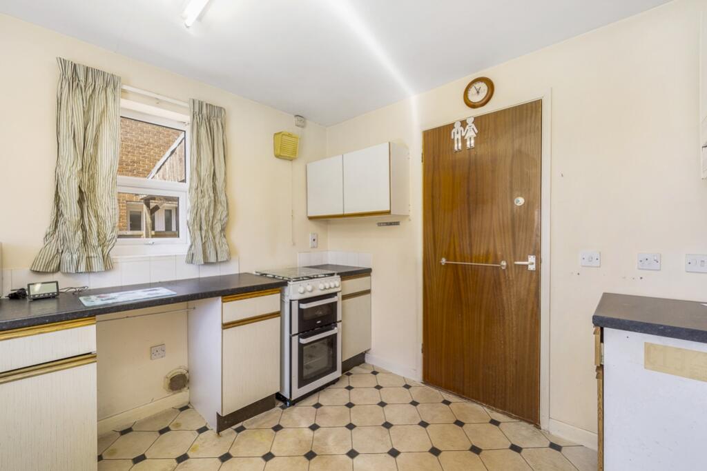 5 Franks Close (Kirton)-13