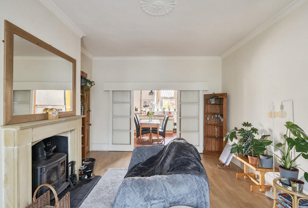 1298331-13-683d89...