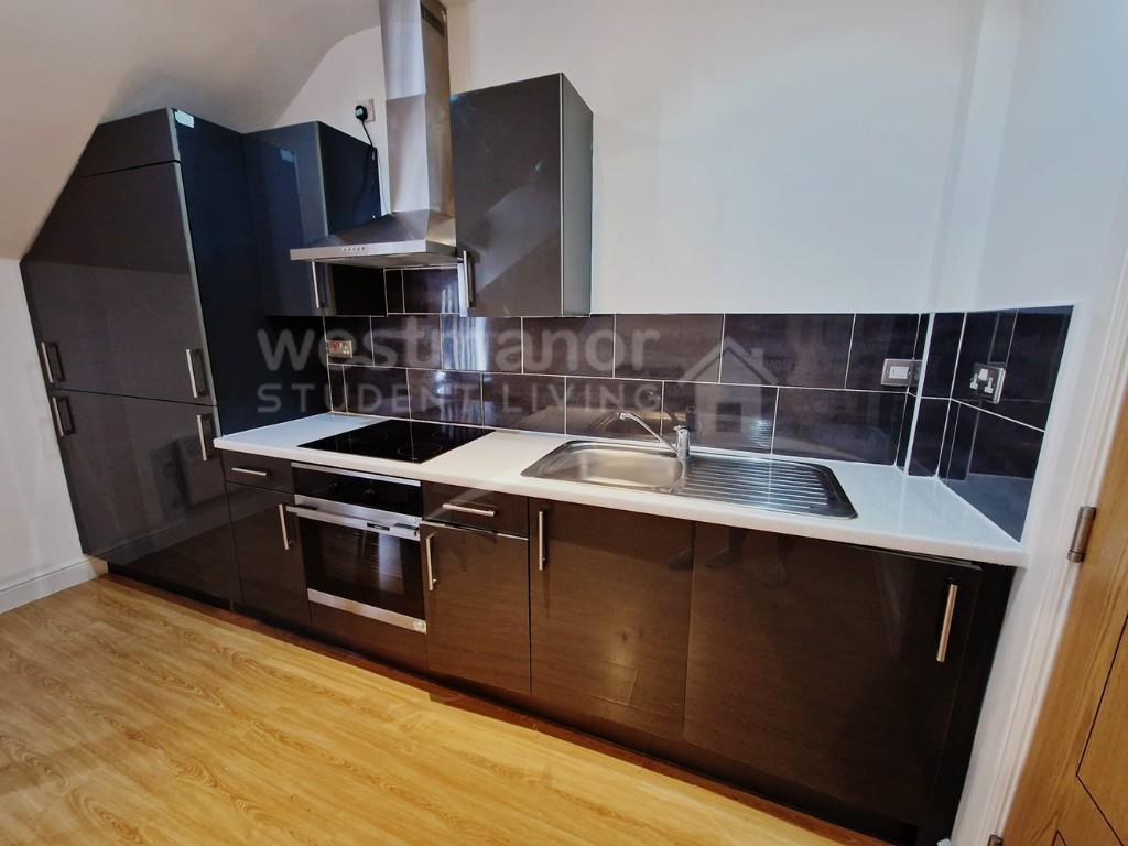 FLAT 12