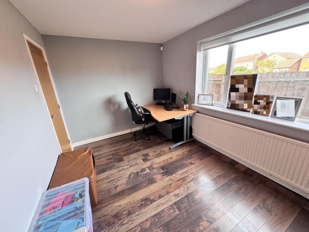 STUDY/RECEPTION ROOM