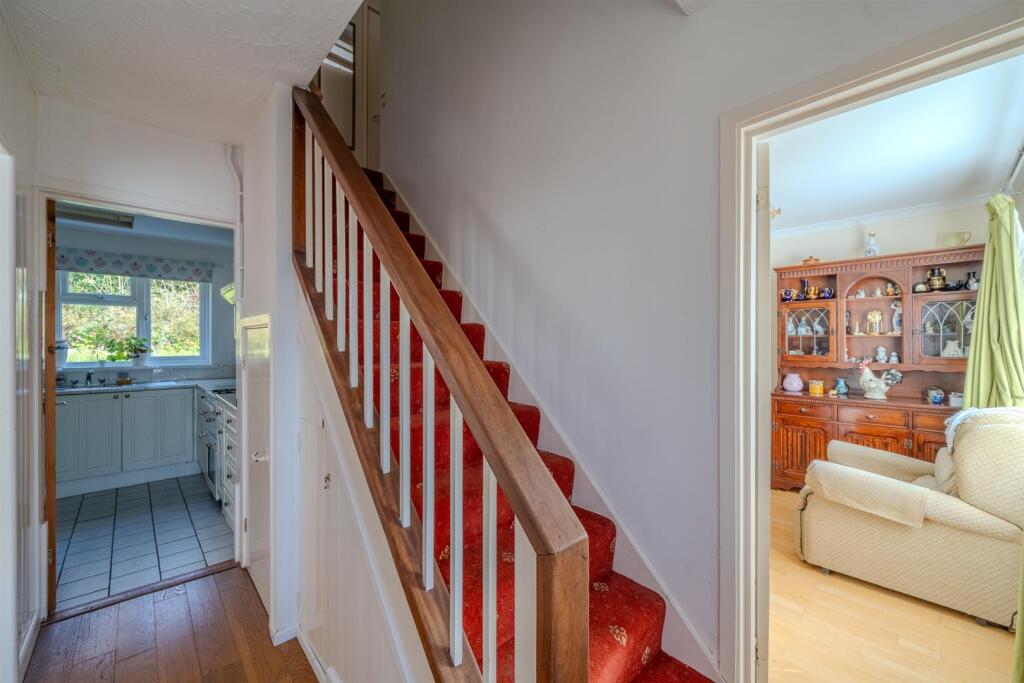 22 Garw Wood Drive-3.jpg