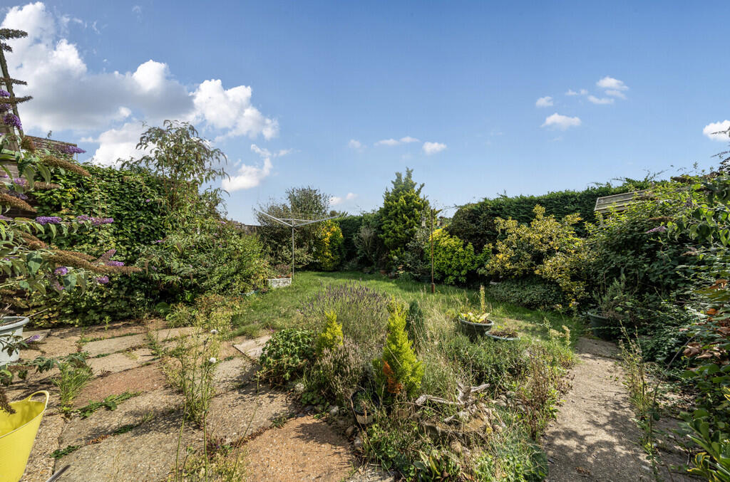 1336623-1-689b6b3...