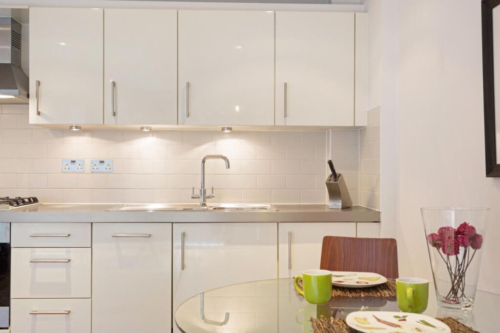 16600_kfh_clerkenwel