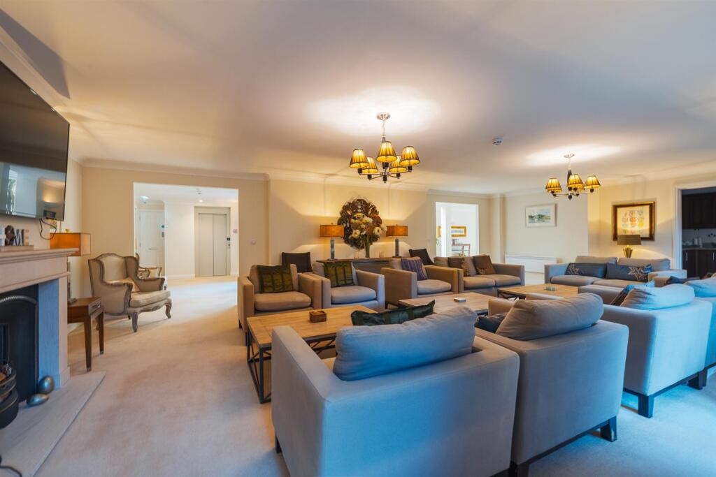 20 Renaissance-35.jpg