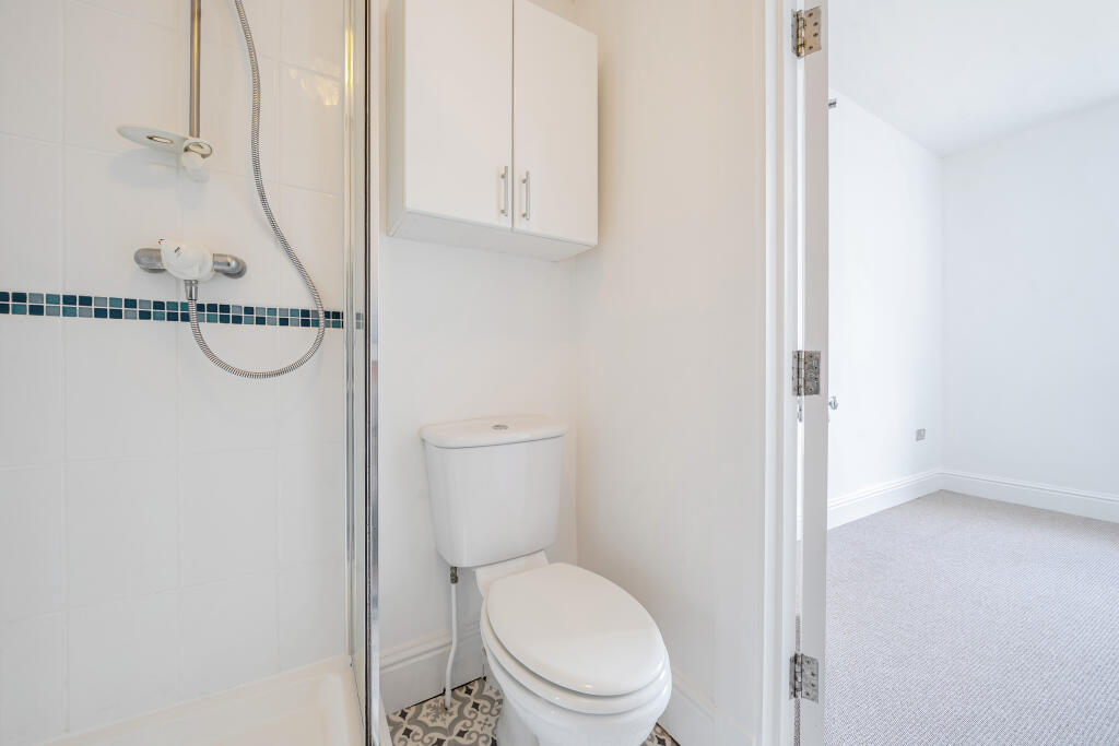 Ensuite Shower Room