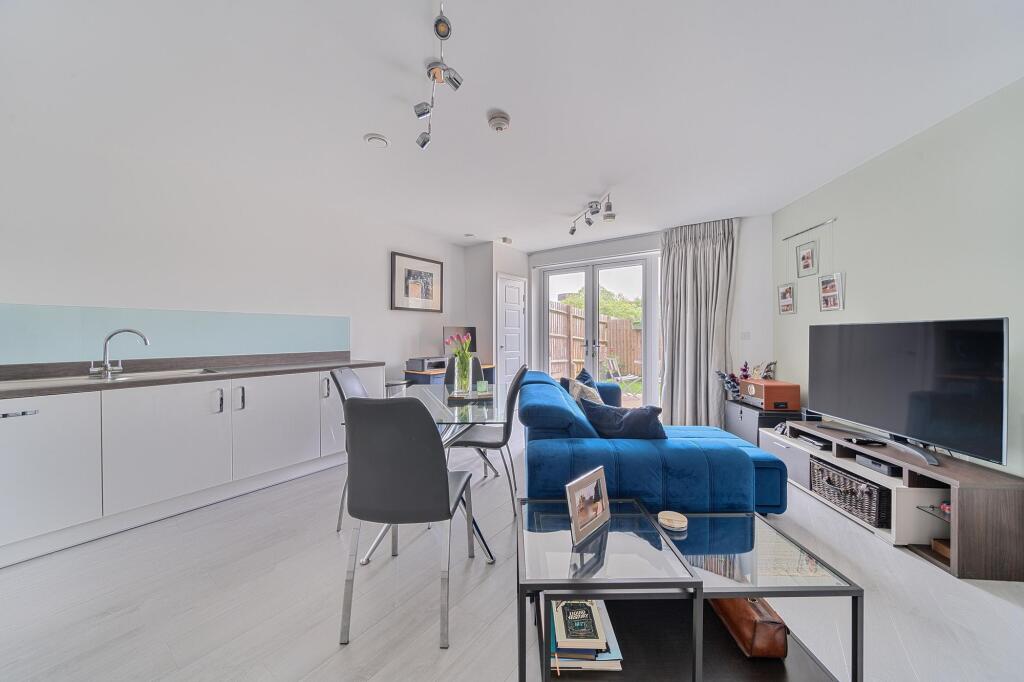 Open Plan Kitchen - Living Space