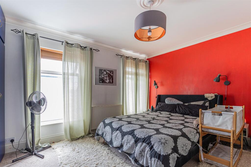 Plasnewydd Road 19-7.jpg