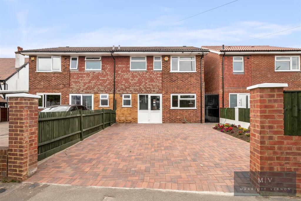 Croydon Road 76 MV-14.jpg