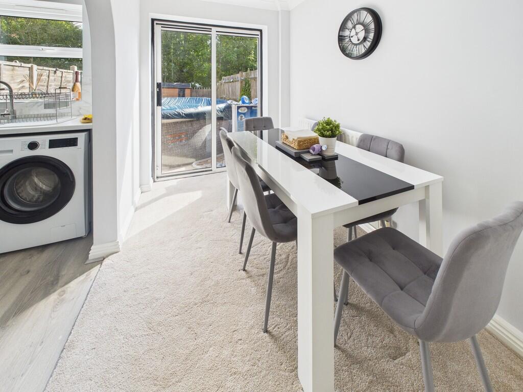 CAM05068G0-PR0047...