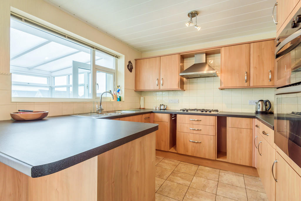 Fitted Kitchen