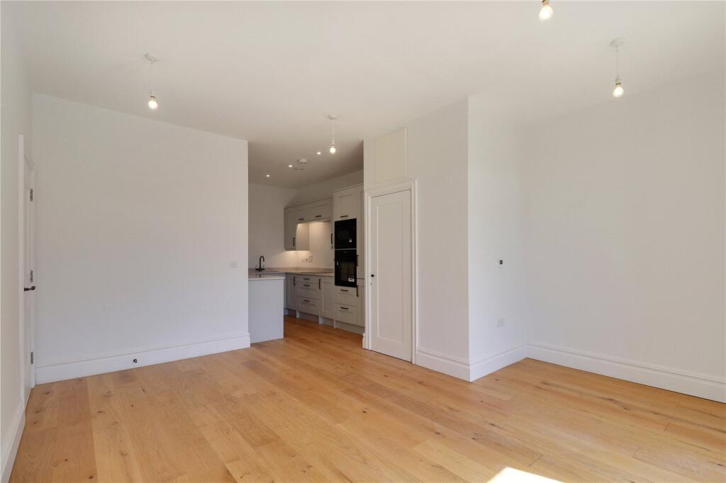 Dining / Kitchen