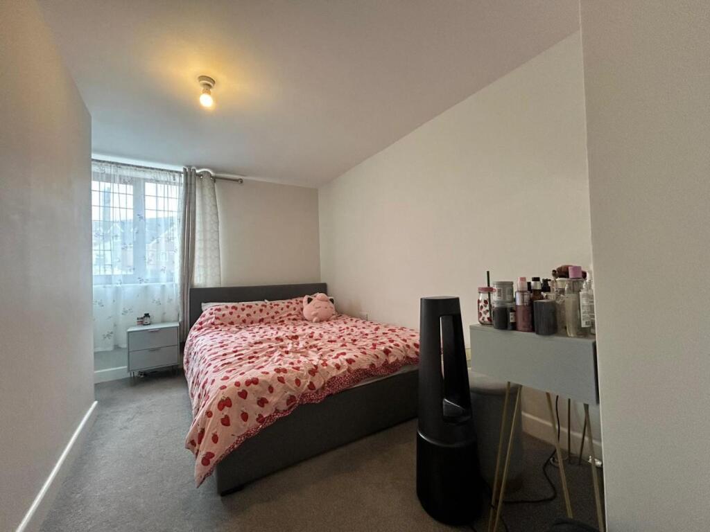 Bedroom.jpg