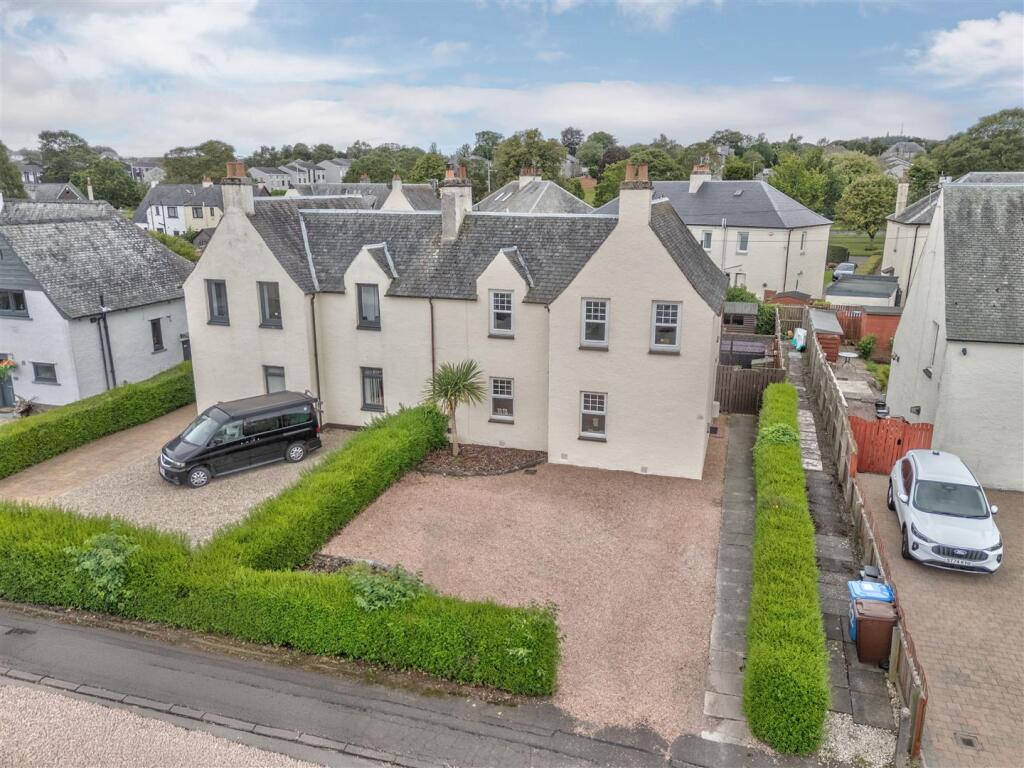 18 Bruce Road Dundee-22.JPG