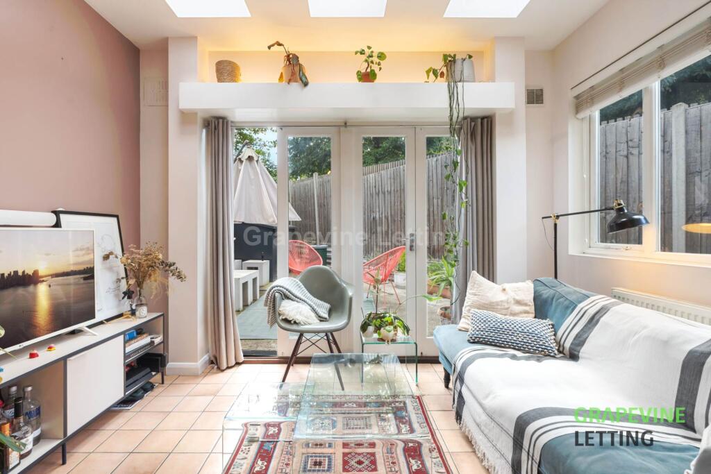 Fairmount Road, Brixton  SW2.