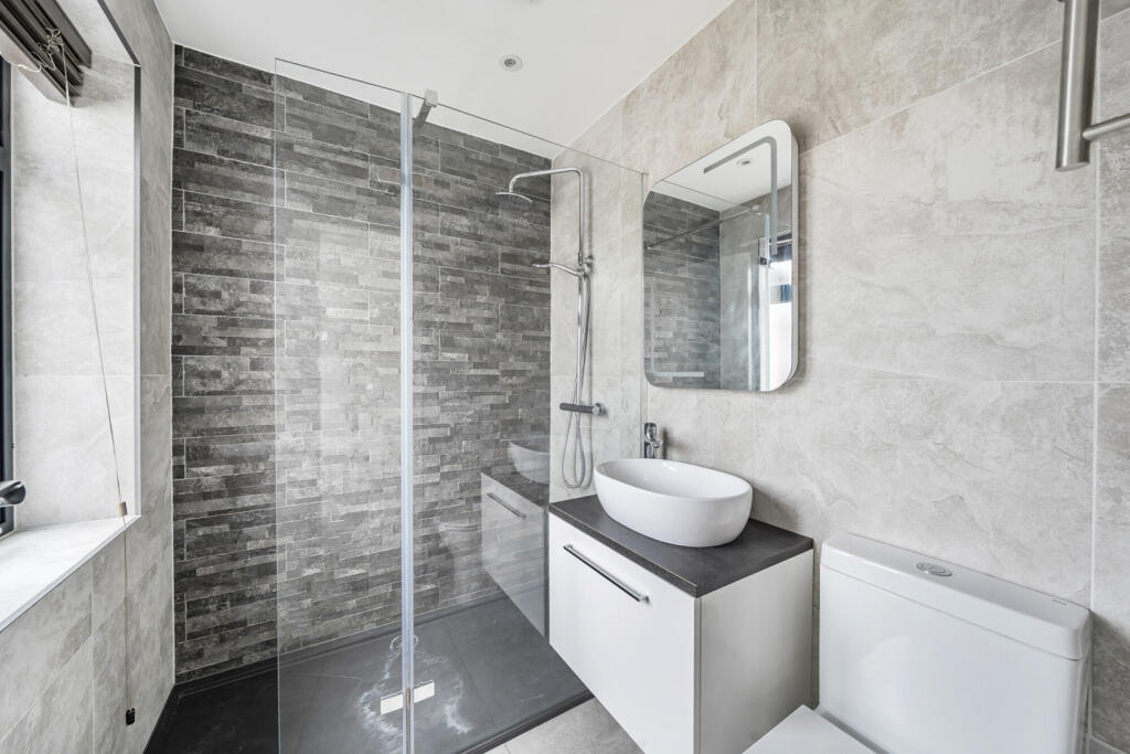 1369137-18-68ed14...