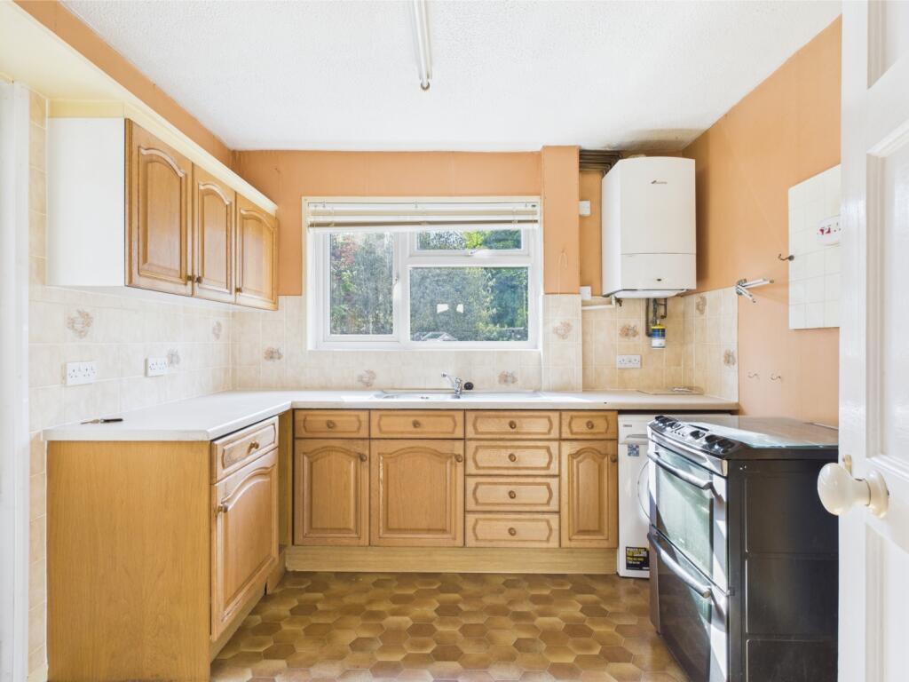 CAM01338G0-PR0104-STILL007