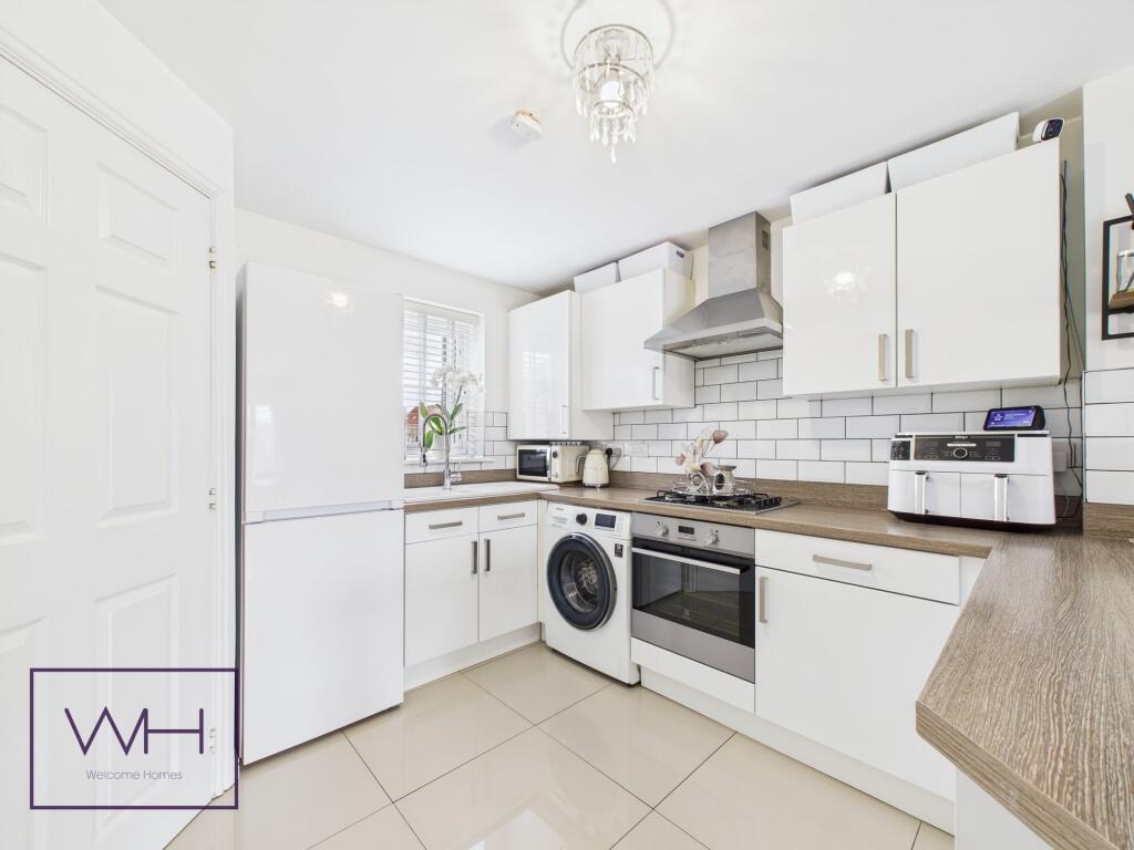 CAM03785G0-PR0222-ST