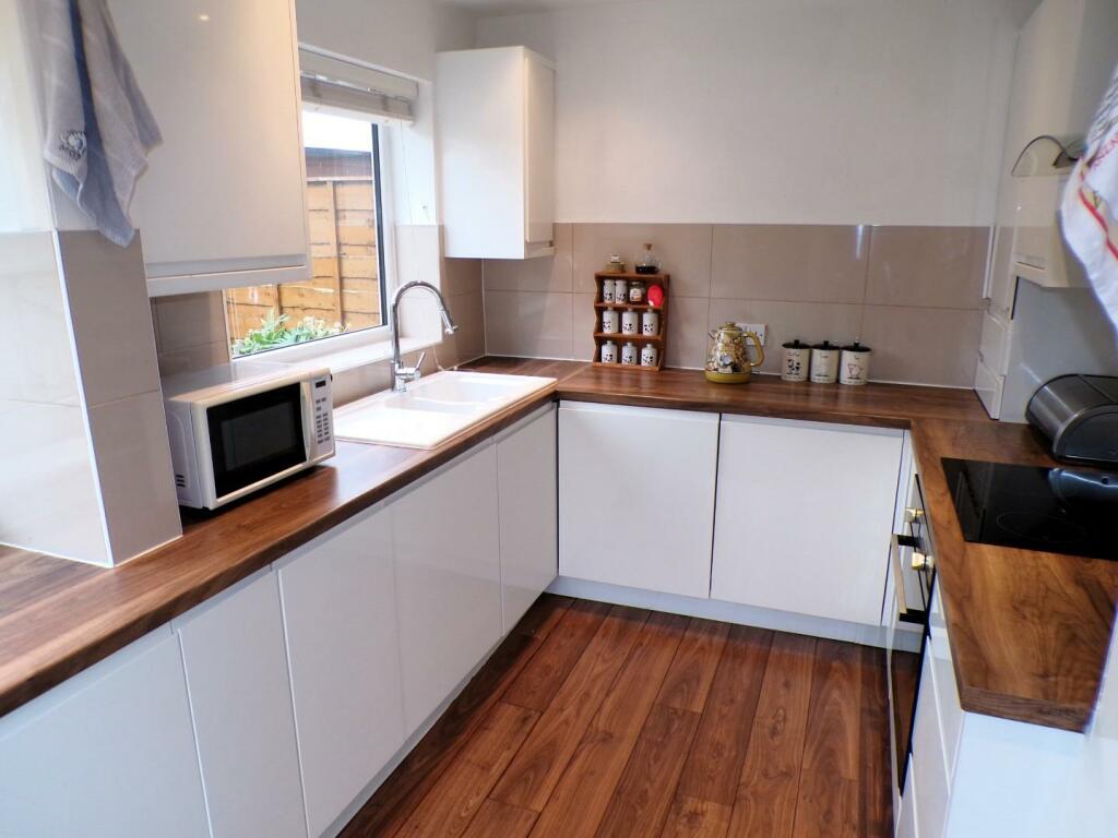 AshtonRd967kit1.JPG