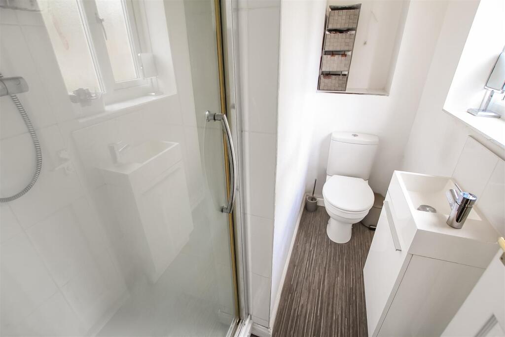En-Suite Shower Room/WC