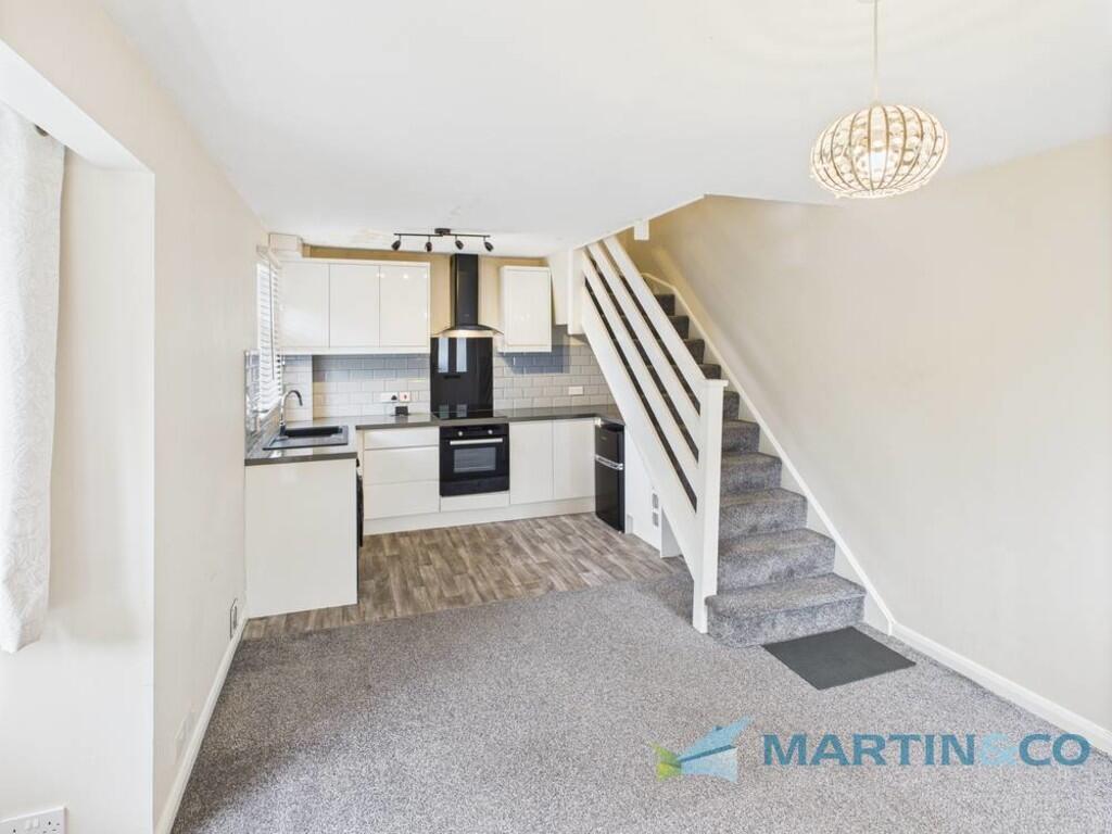 CAM02145G0-PR0072...