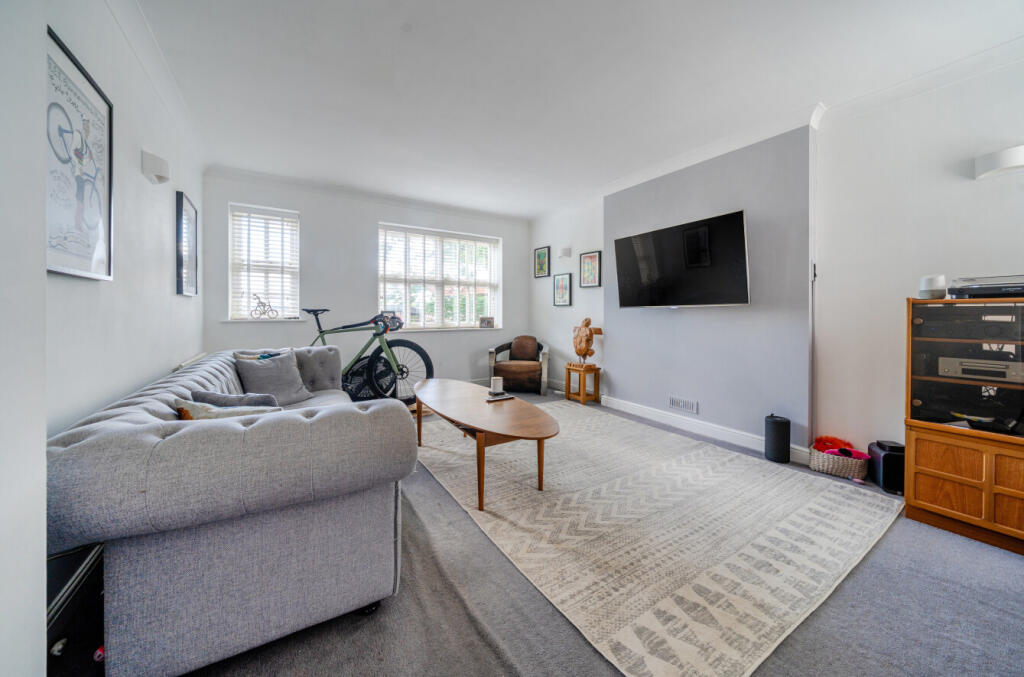 1313894-9-685ad05...