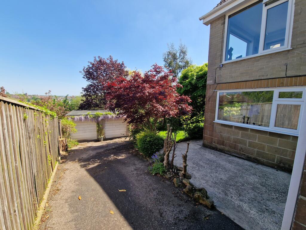 Side Of Property &amp; Garage