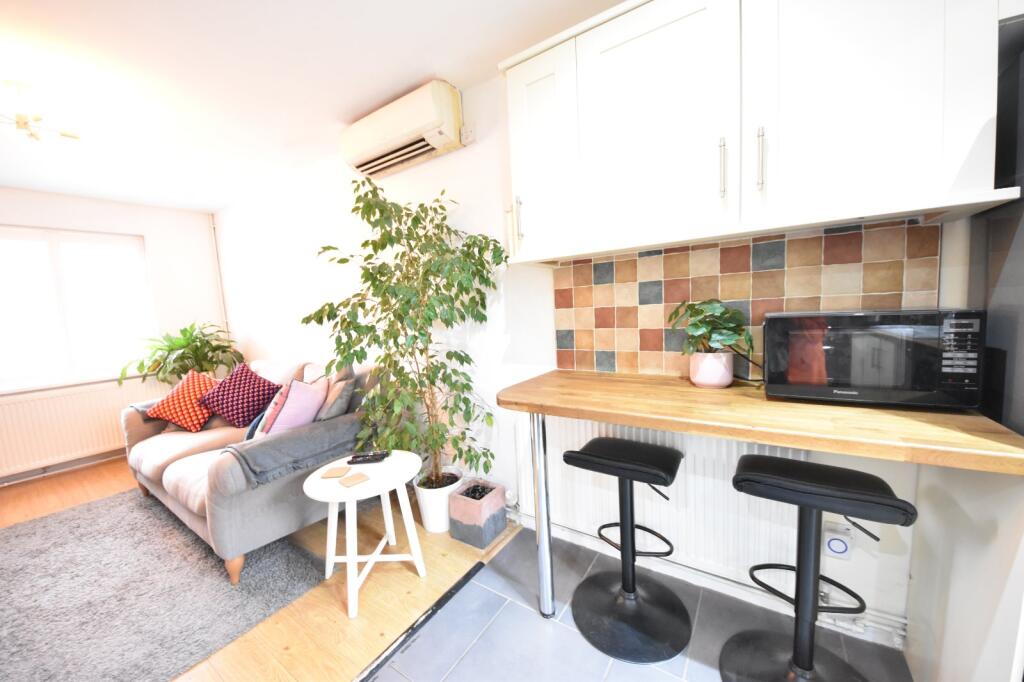Kitchen Into Lounge