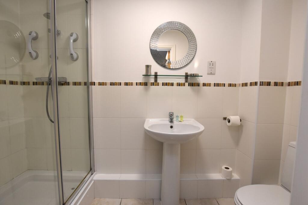 Ensuite