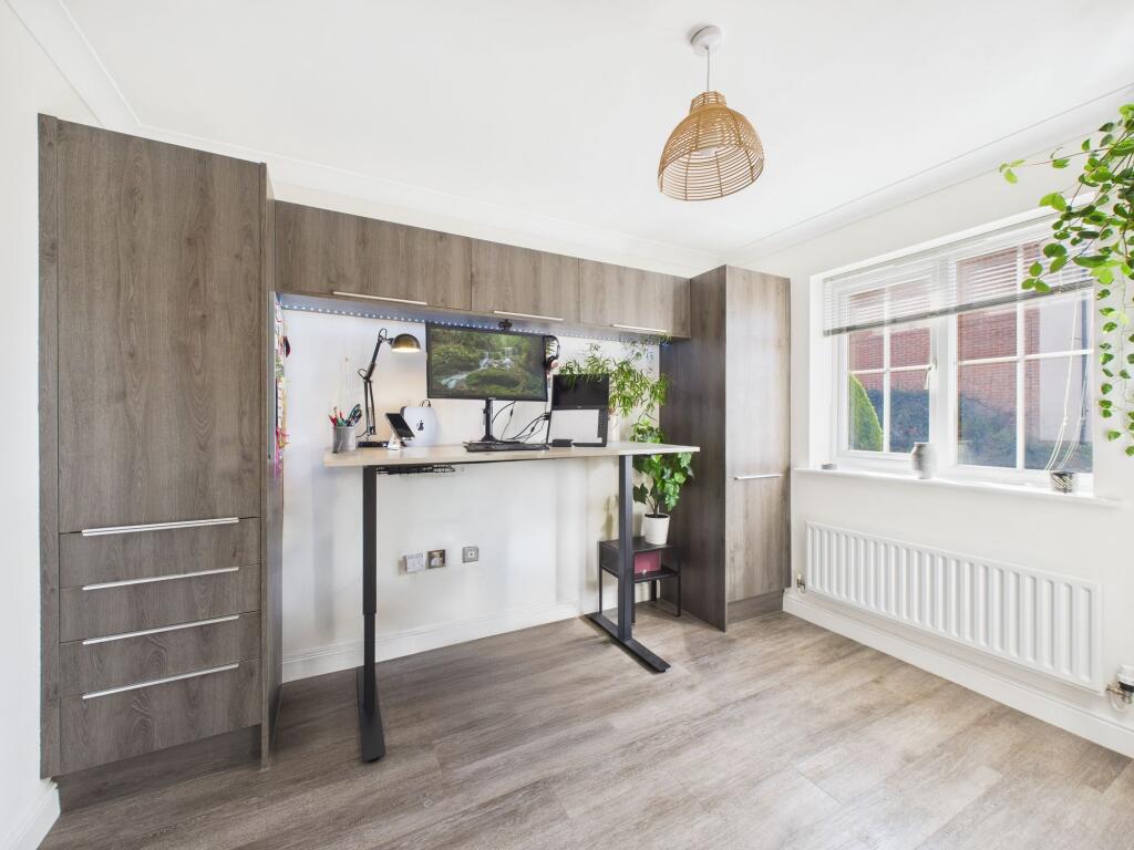 Office/Guest Room