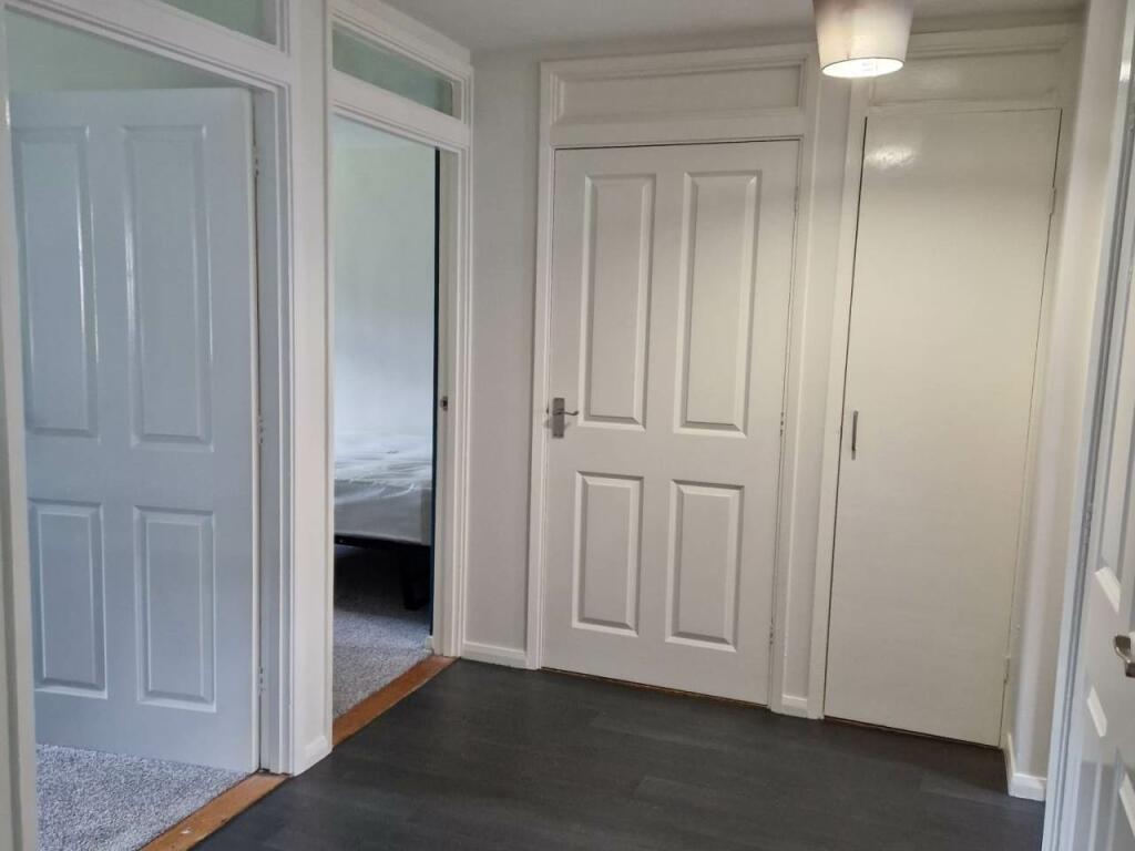 Hall (2)