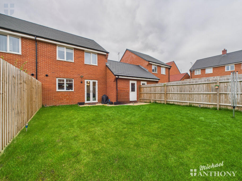 CAM03218G0-PR0790-STILL012